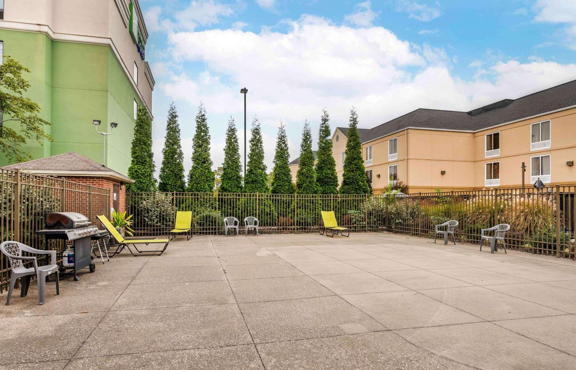 Extended Stay America Suites - Evansville - East Eksteriør bilde